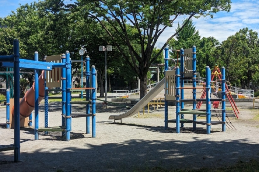 幅広い世代が集まる鹿児島市の魅力的な公園