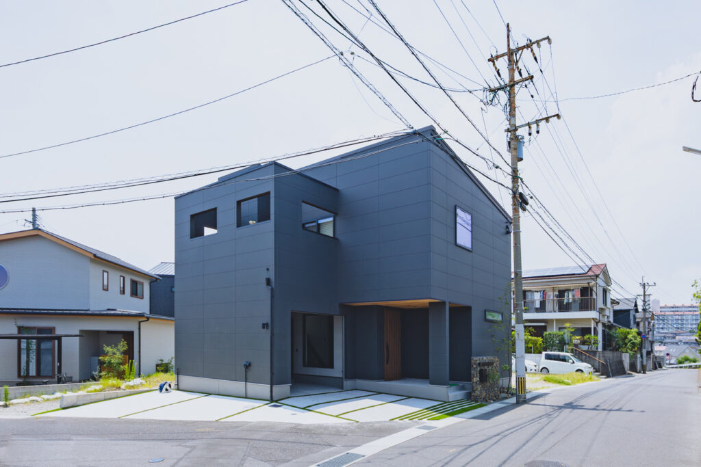 【南新町】新ガレージモデル